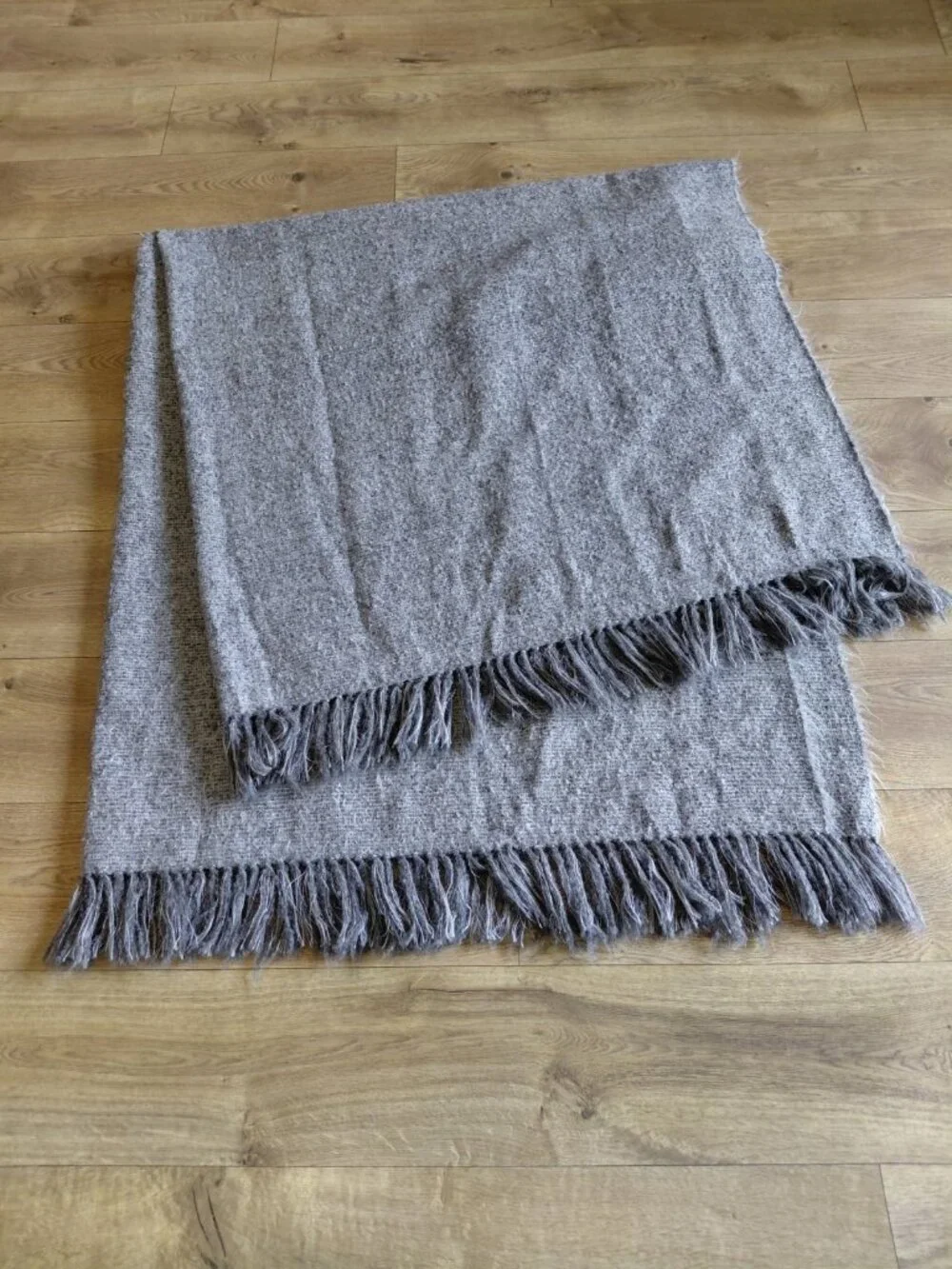 Restoration Hardware Alpaca Boucle Weave Metallic Fringe Throw Grey 96
